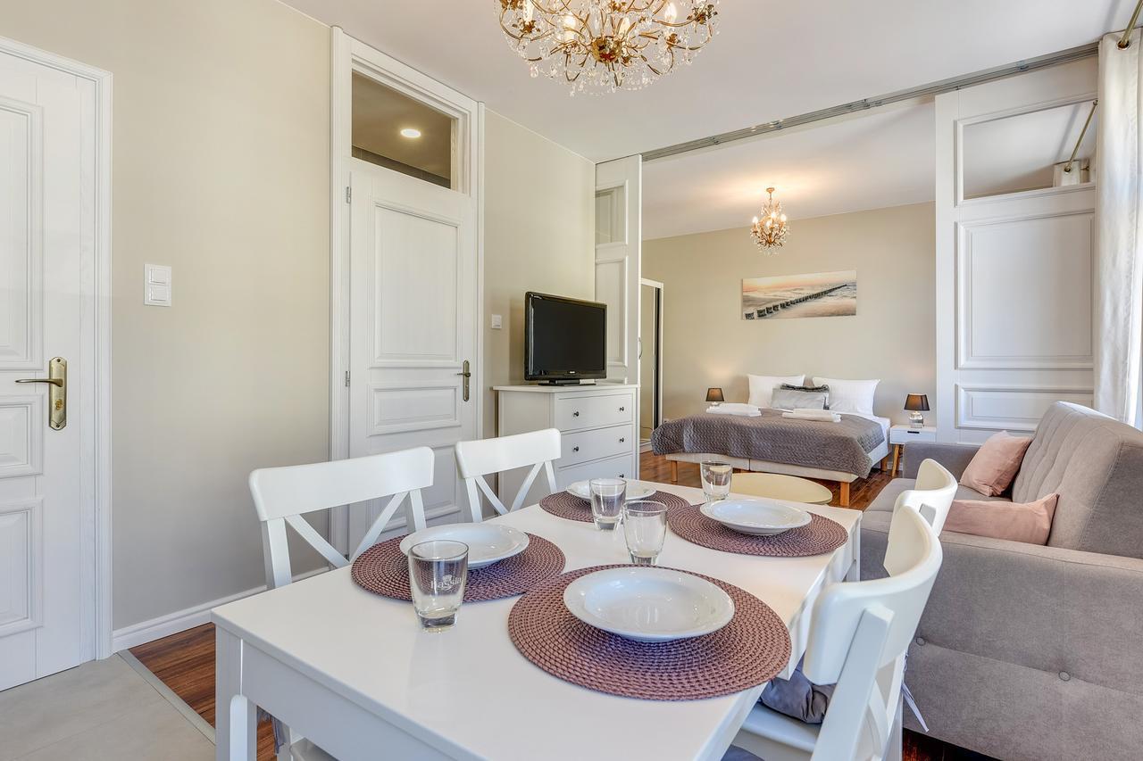 Lion Apartments - Costa Brava Studio Sopot Dış mekan fotoğraf